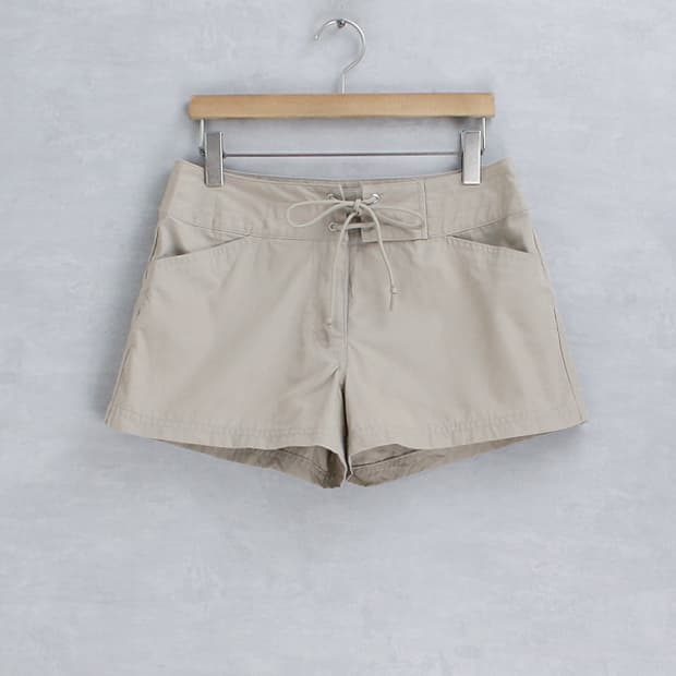 UNIQLO _ Summer Sea Bread Shorts