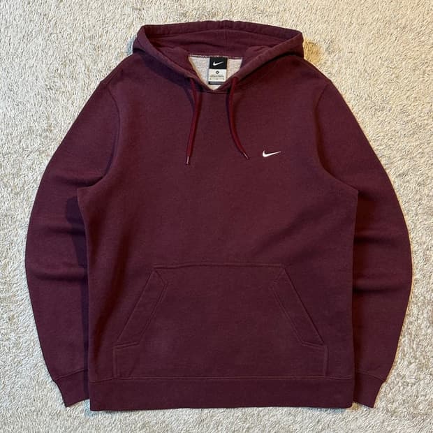 나이키 스우시 남녀공용 후드티 버건디