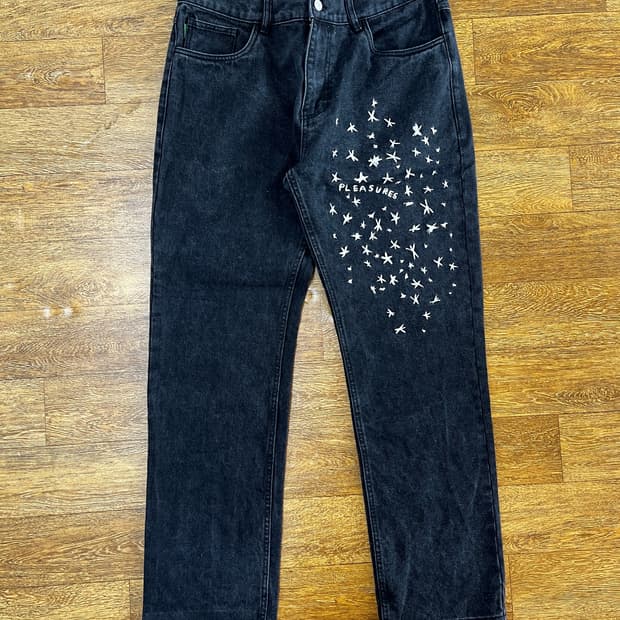 PLEASURES 플레져스 데님 팬츠 / 블랙 - 34