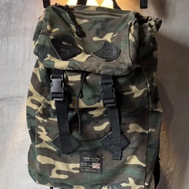 데님앤서플라이 카모플라주 럭색 백팩