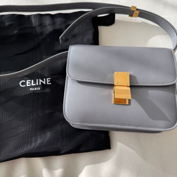 셀린느 클래식박스 틴 그레이