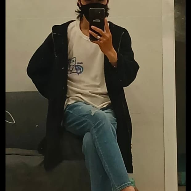 일본직수입 세컨핸드 / GU 후드집업