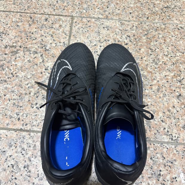 나이키 팬텀 GX TF풋살화