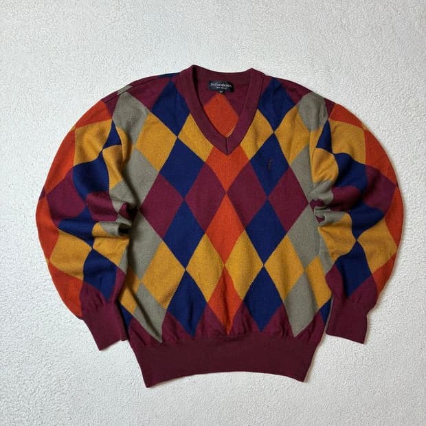 입생로랑 00's Y2K 크롭 다이아체크 니트 PN7308