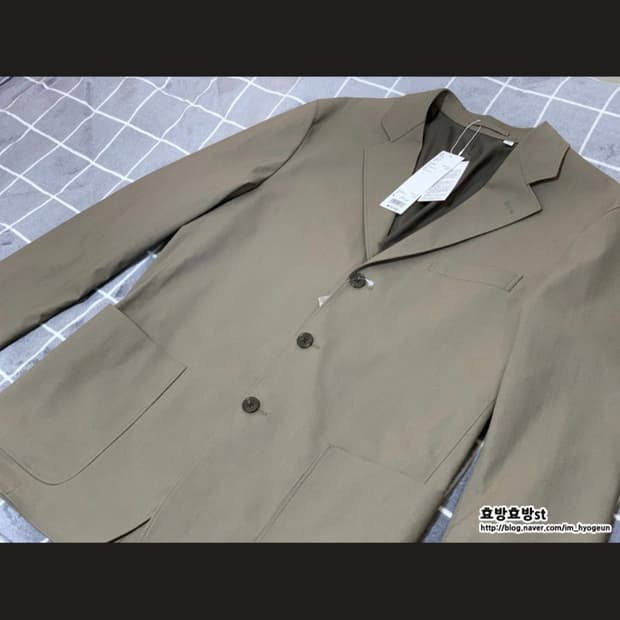 유니클로U   베이지셋업 상의105 하의31