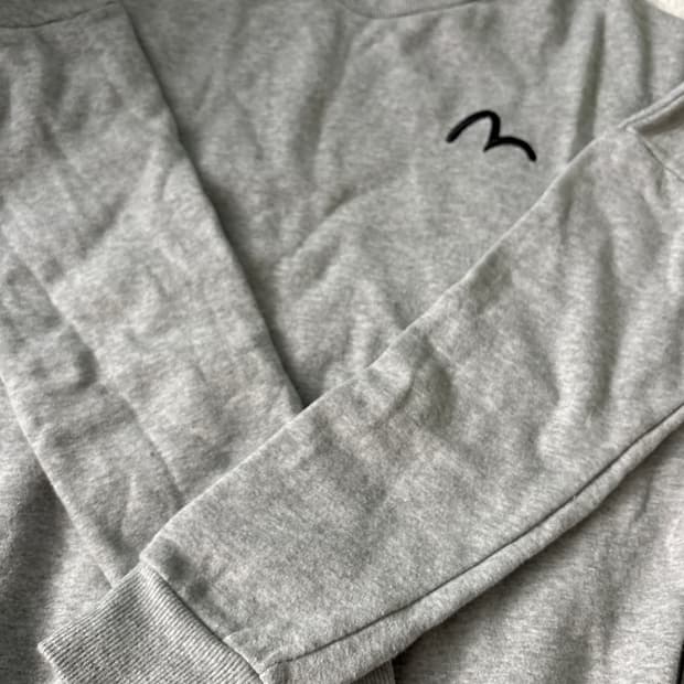 에비수 그레이 맨투맨