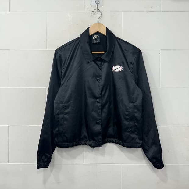 나이키 크롭 코치자켓