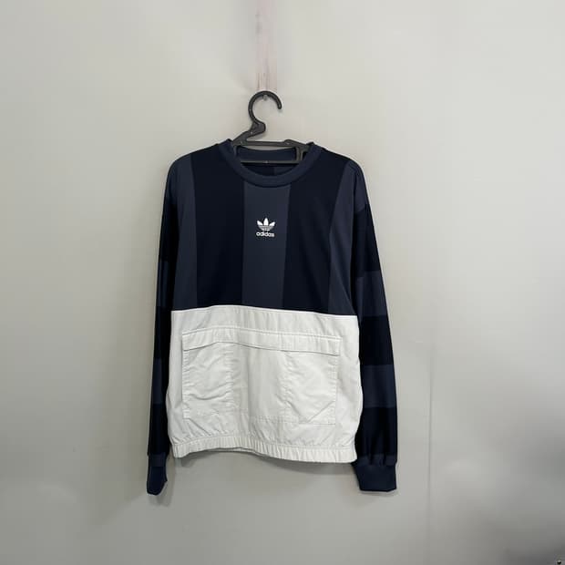 아디다스 배색 유틸리티 맨투맨 95