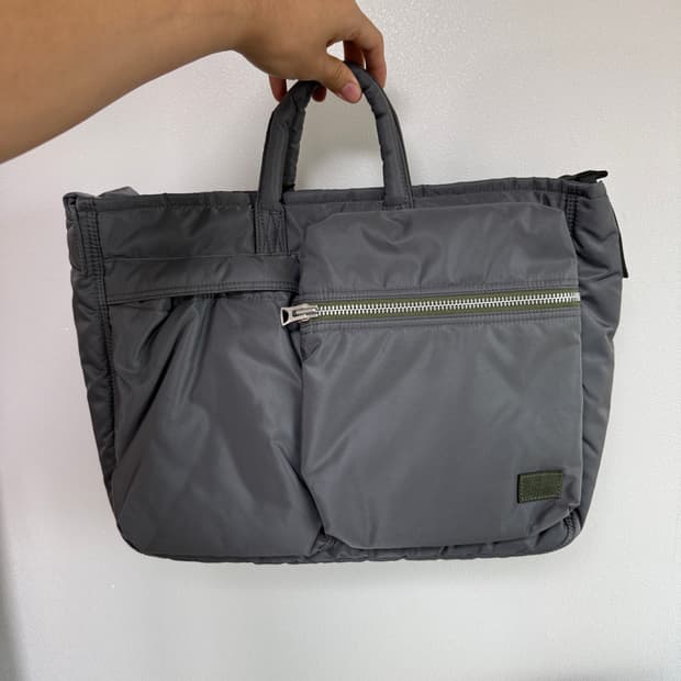 사카이 요시다포터 탱커 딜리버리백 그레이 토트백 헬멧백