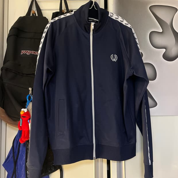 프레드페리 테이프 트랙 자켓 져지