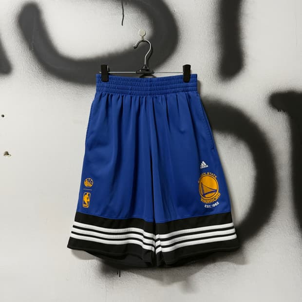 아디다스 x NBA 골든스테이트 워리어스 바스켓볼 쇼트 팬츠