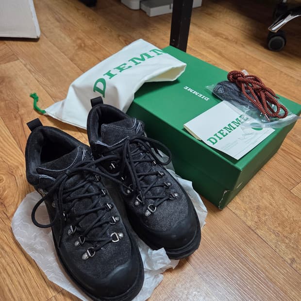 디에메 로치아 바쏘 블랙 스웨이드 42