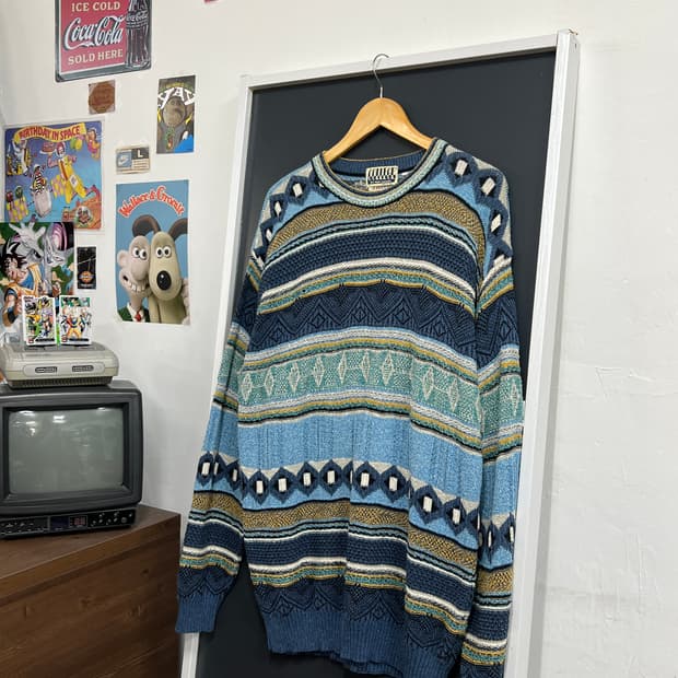 College 쿠지 스타일 빈티지 꽈배기 케이블 니트