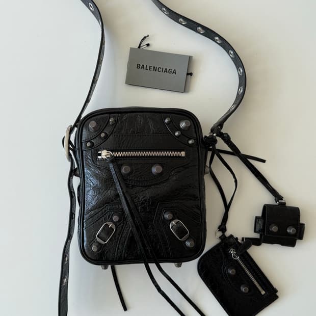 발렌시아가 르카골 크로스바디백