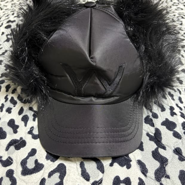 오픈Yy 이어플랩 털모자 블랙