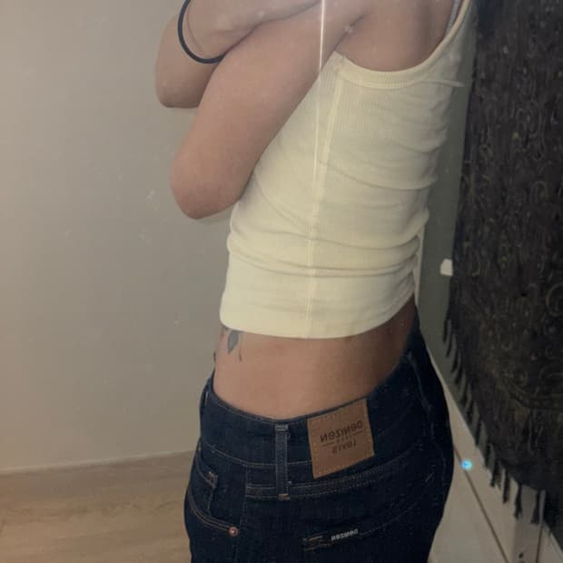 리바이스 중청 미디라이즈 세미 부츠컷 데님팬츠