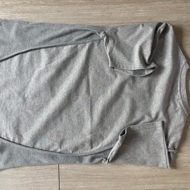 9999 ARCHIVE CURVED LINE Technical T