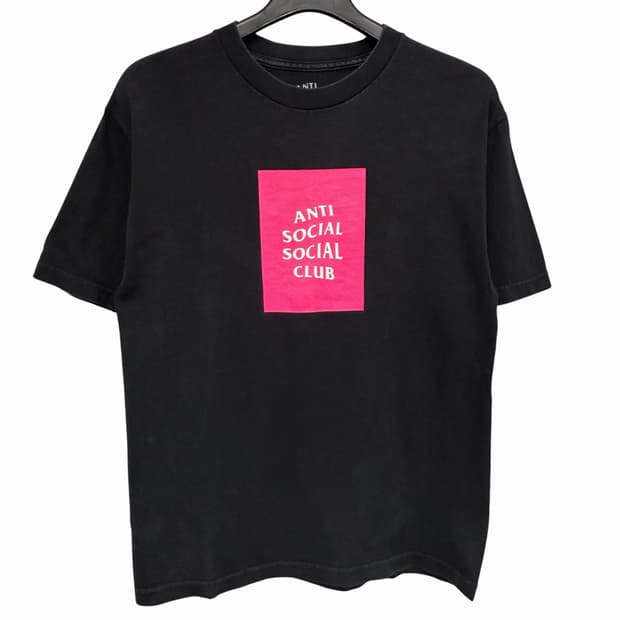 안티소셜소셜클럽 핑크 박스 로고 블랙 반팔 티셔츠 M