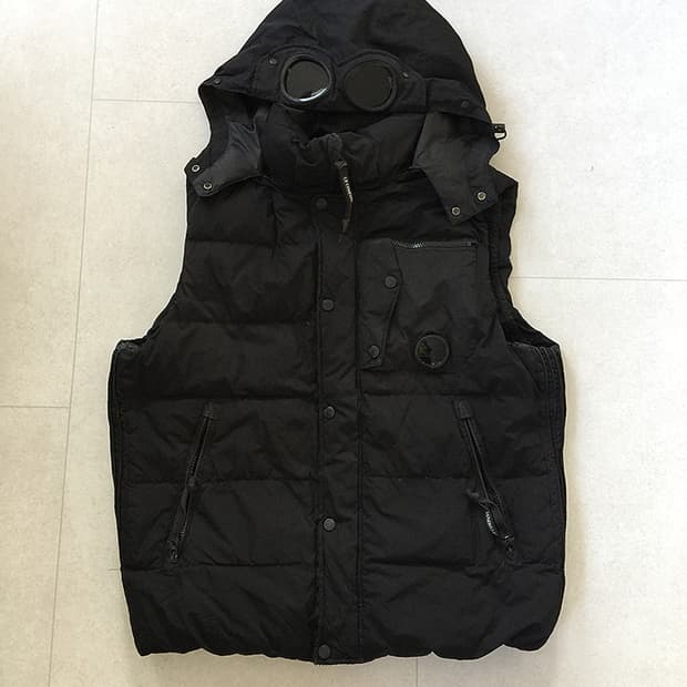 C.P. Company Goggle Hood Down Vest 100