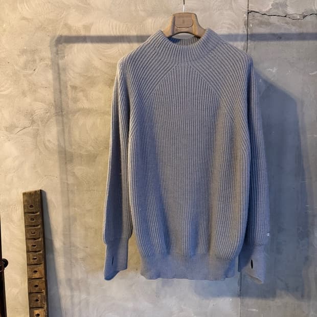 어나더 오피스 모호크넥 니트 골지타입 남성 105