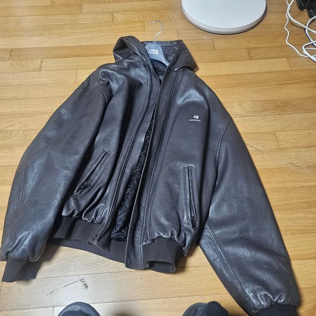 발렌택시후드48