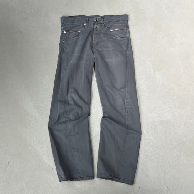 리바이스 엔지니어드 그레이팬츠 s08965