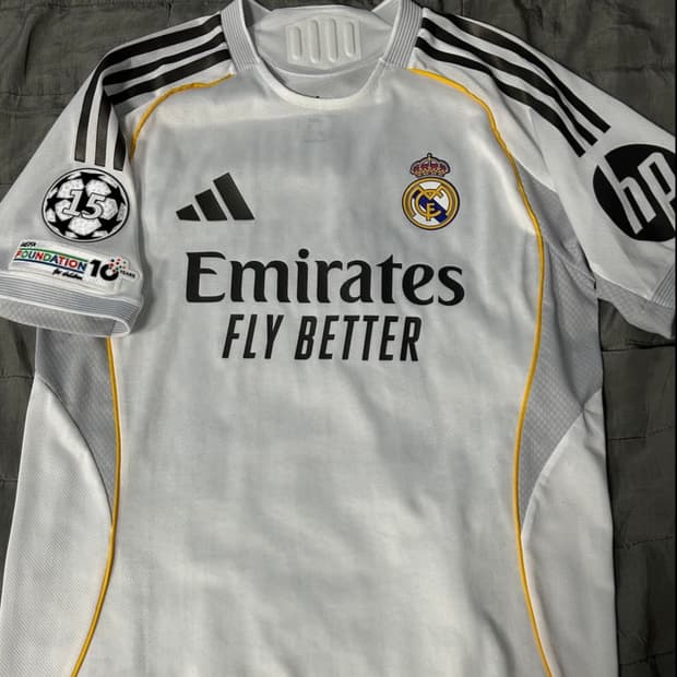 25/26 레알 마드리드 홈 어센틱 유니폼