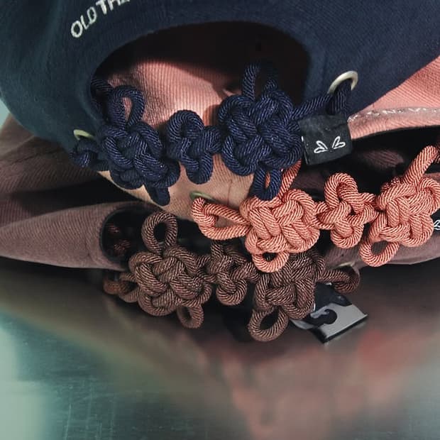 온고 ONGO 더블하트 매듭 볼캡 네이비