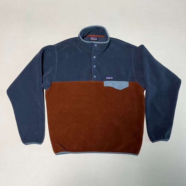 파타고니아 신칠라 폭스 레드