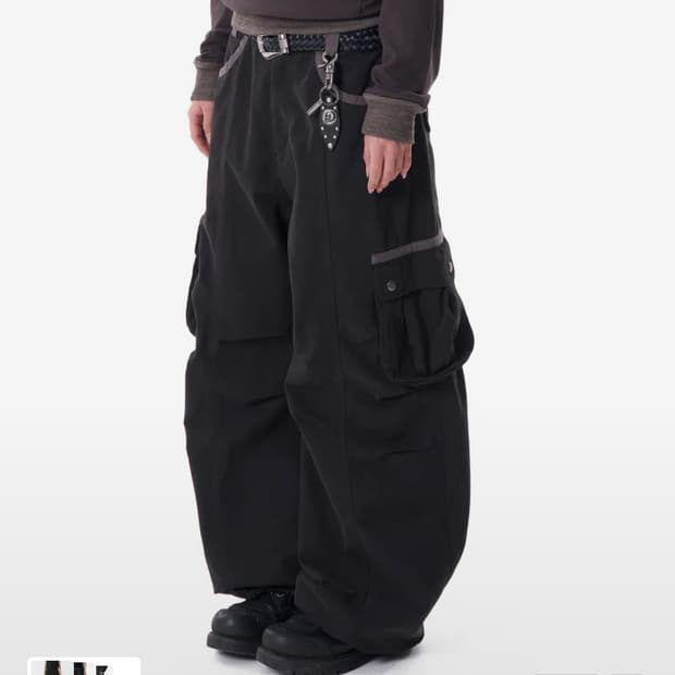 Knee Pin-tuck Contrast Cargo Pants 