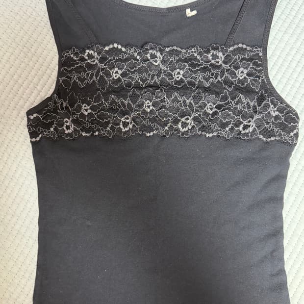Black Sleeveless