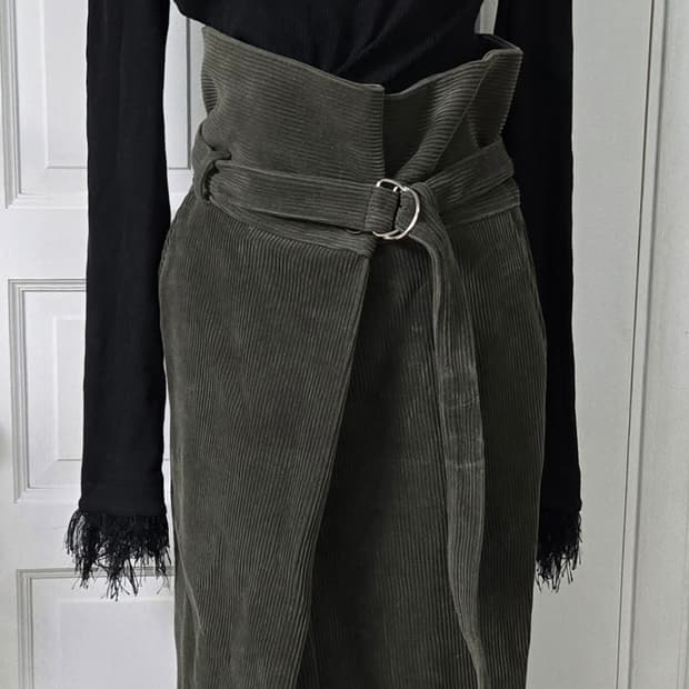 딘트 코듀로이스커트