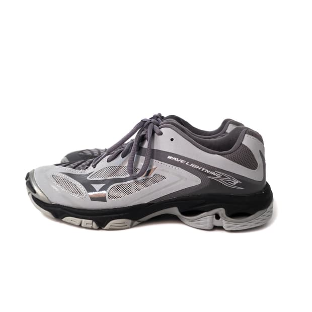 [245] 미즈노 웨이브 라이트닝 Z3 그레이