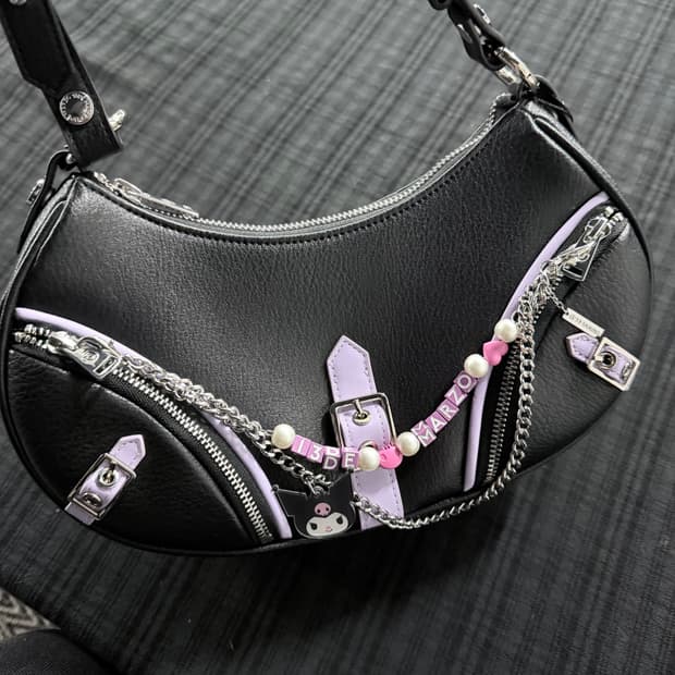 13 디 마르조 산리오 콜라보 숄더백 쿠로미 버전