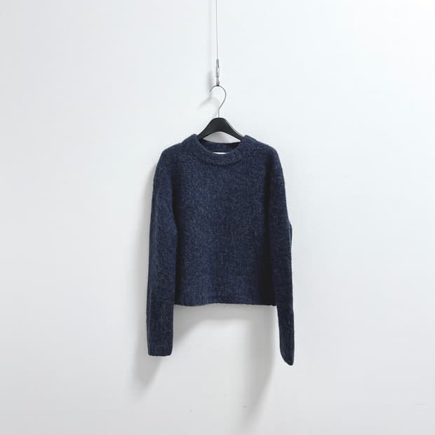 코스 알파카 네이비 니트