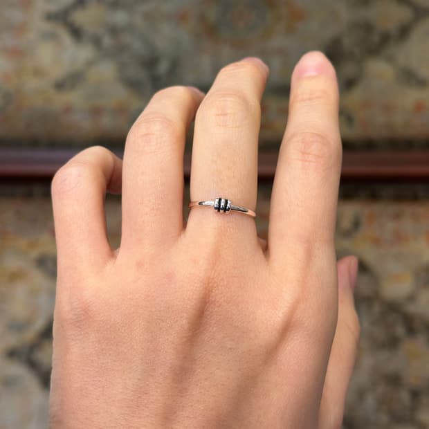 Knot Line 925Silver Ring