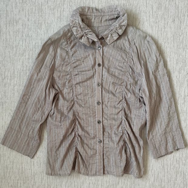 일본브랜드 노아게(noa-ge) 셔링 스트라이프 셔츠