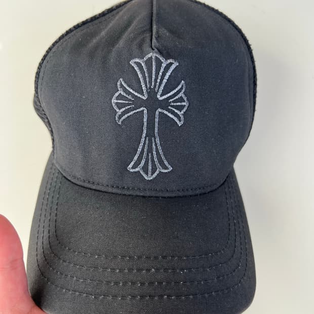 크롬하츠 크로스 매쉬캡