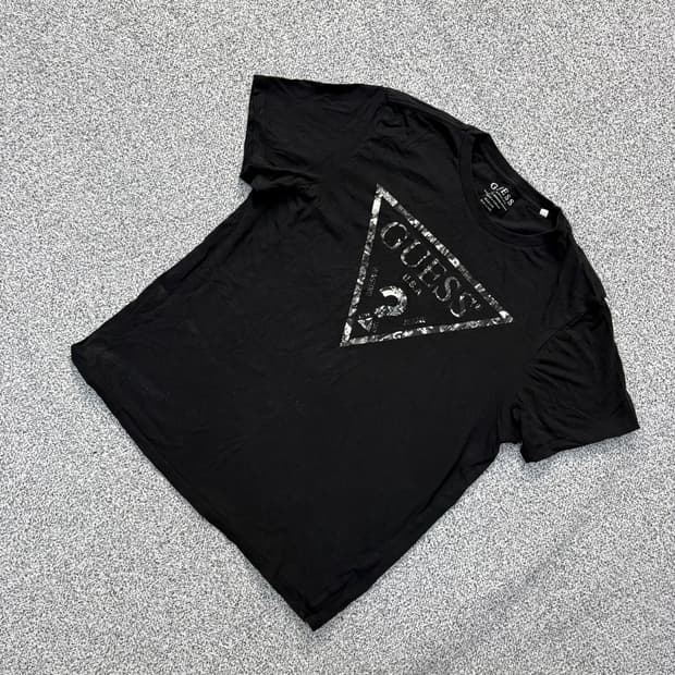 M 게스 삼각로고 반팔 티셔츠 0402J