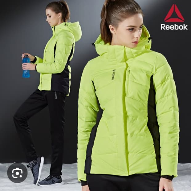 새상품급)리복 신클라우드 방수,방풍,항균 헤비 패딩 트랙수트 사이즈s

