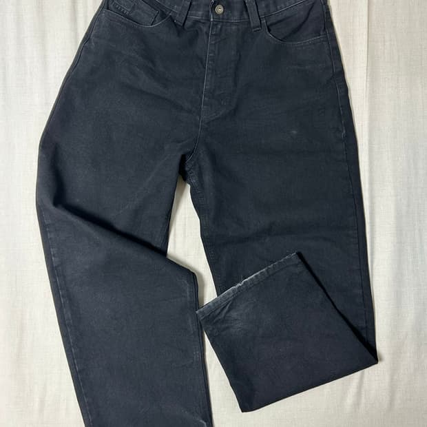 에센셜 릴렉스드 데님 팬츠 블랙