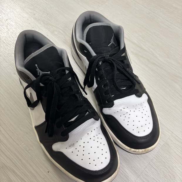 조던 1 로우 블랙 파티클 그레이 275사이즈