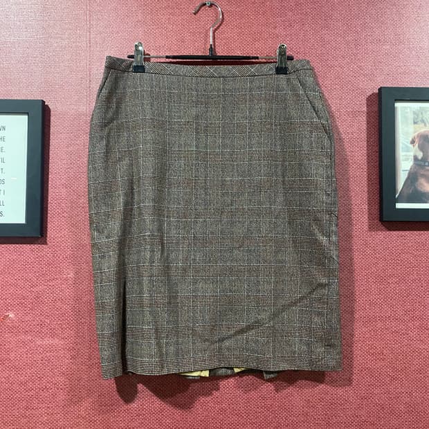 에스카다 체크 스커트 38사이즈