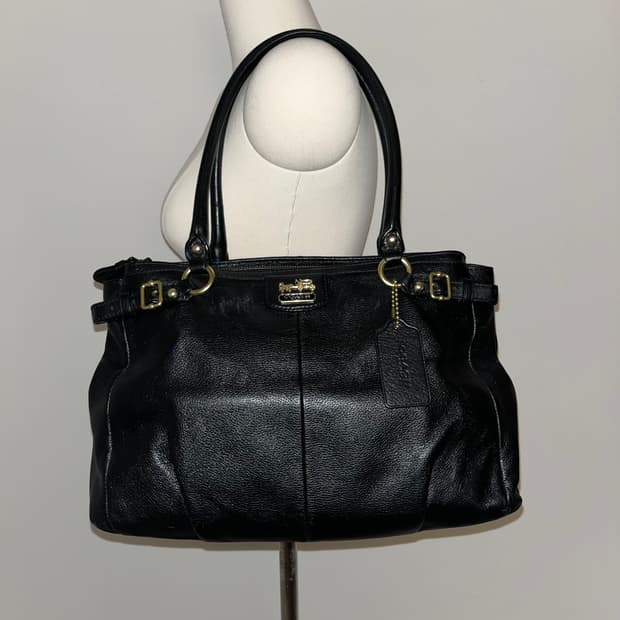 Coach All Black Shoulder bag