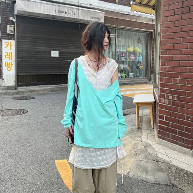 모래하우스 슈가 브이넥 민트 오버핏 티셔츠