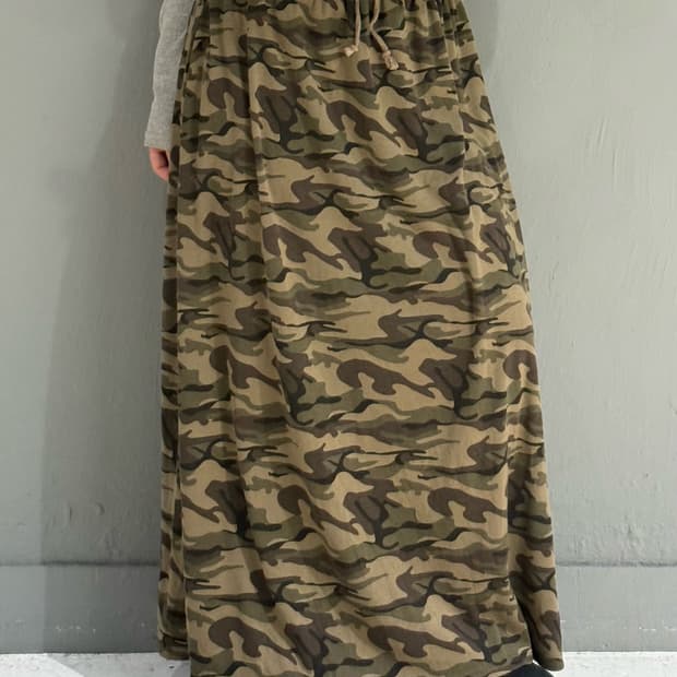 y2k camo pattern long skirt