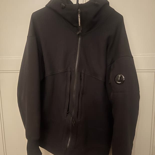 Cp컴퍼니 후드집업