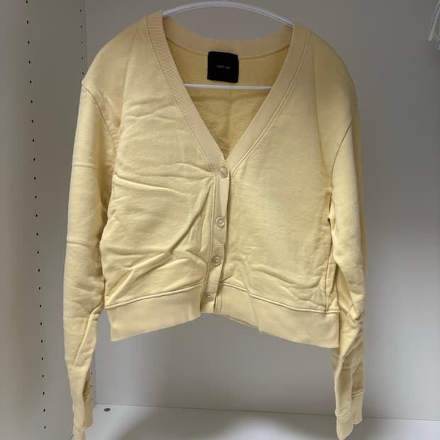 vemver 벰버 노란색 가디건 맨투맨 옐로우 노랑 모리걸