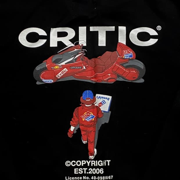 크리틱 맨투맨 아키라 오마쥬 오버핏 블랙 L사이즈