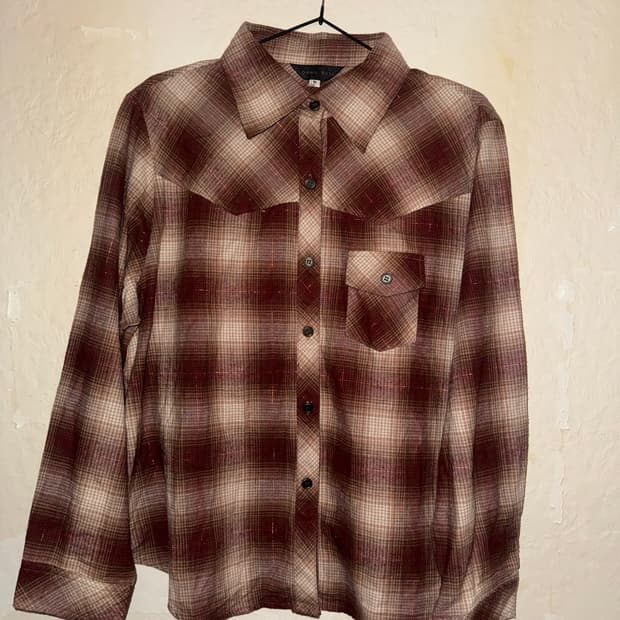 “FLORRIE BELL” red check T-shirt